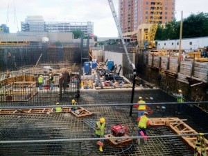 The Mayo Clinic’s new proton beam therapy center’s design includes concrete containing fly ash and slag cement to achieve strengths exceeding 62,053 kPa (9000 psi). Photos courtesy GRT Admixtures