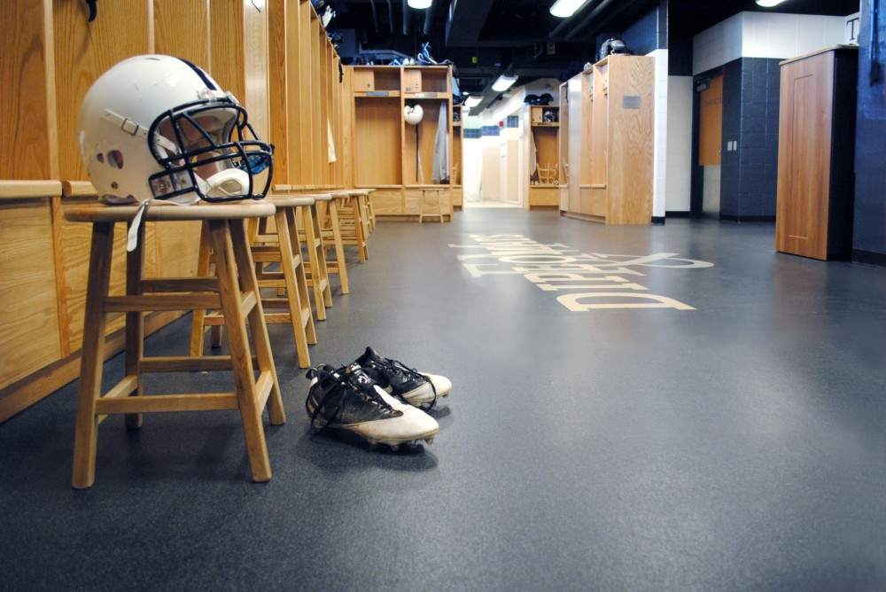 Franklin & Marshall College (Lancaster, Pennsylvania) employed athletic rubber flooring for its high performance. 