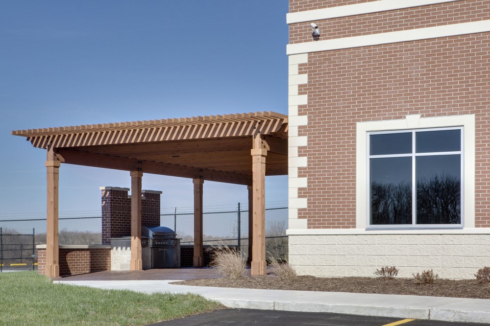 For thus Strathman Sales warehouse in Topeka, Kansas, a formliner representing split-face block was employed, along with formed quoins. Panels were installed by Seretta Construction-Atlantic.