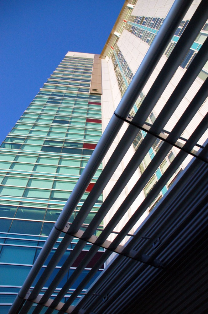 This brise-soleil system was installed at the Southern Alberta Institute of Technology (SAIT) in Calgary, Alberta. Photo © Ralph Wilson. Photo courtesy Draper Inc.