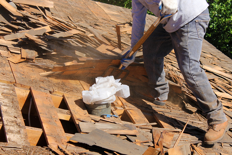 A new ASTM standard will look at establishing roofcovering recycle programs. Photo © BigStockPhoto