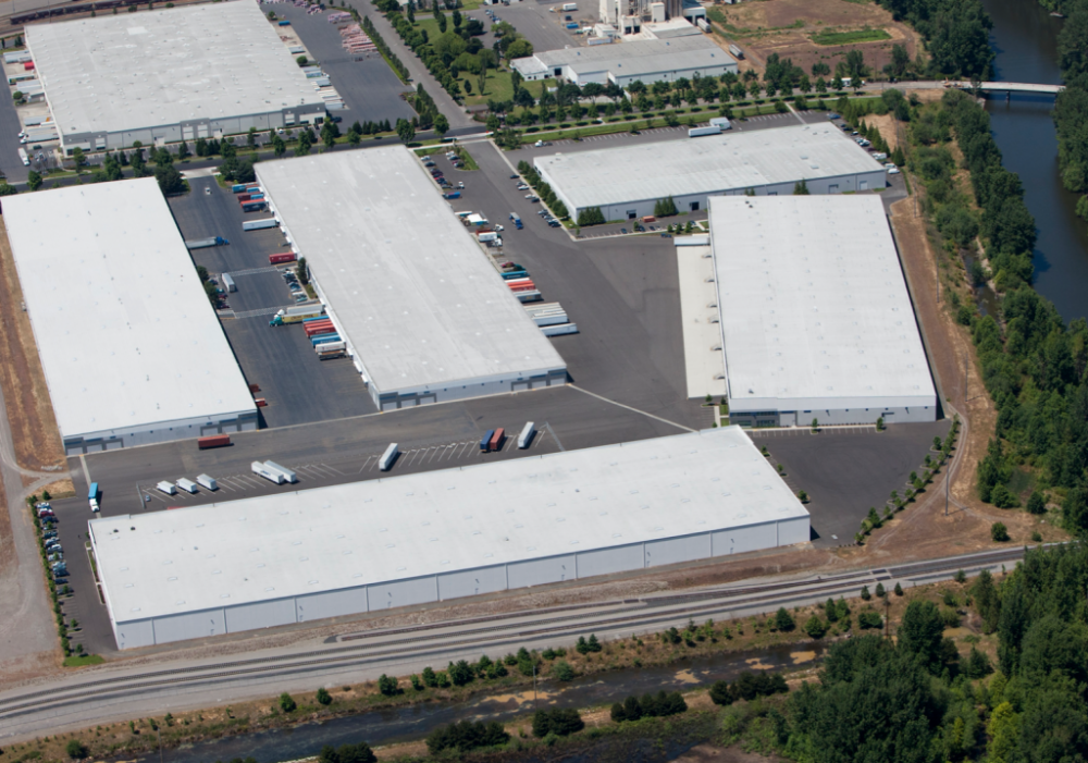 Multi-ply bituminous asphalt roofing system on a distribution center in Portland, Oregon. This year, the Asphalt Roofing Manufacturers Association (ARMA) is experiencing its centenary, and 100 years of committing to excellence. Photo courtesy Malarkey Roofing