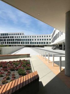 A 2017 Brick in Architecture Awards gold winner, The Brickyard in Los Angeles used thin bricks. Photo courtesy Michael Maltzan Architecture