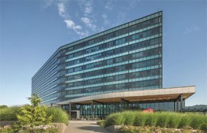 Daimler Trucks North America (DTNA) Corporate Headquarters in Portland, Orgeon, used energy-efficient glass to get Leadership in Energy and Environmental Design (LEED) Platinum certification. Photo © Tom Kessler