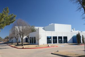 The Blount Fine Foods manufacturing facility in McKinney, Texas, met the call for cold storage performance and aesthetic needs with insulated metal panels (IMPs). Photo courtesy Metl-Span