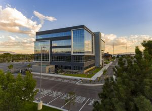 Utah’s Sandy Commerce offices feature mountain views framed by a high-performance curtainwall system. Photo © Robert Casey, courtesy Tubelite Inc.