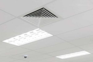 The WELL Building Standard requires that the ceiling over an open office space is NRC 0.90 or higher for the entire surface area exclusive of light fixtures and air devices. This improves the functioning of the cardiovascular, endocrine, and nervous systems of the building’s occupants.